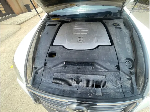 Car image 28