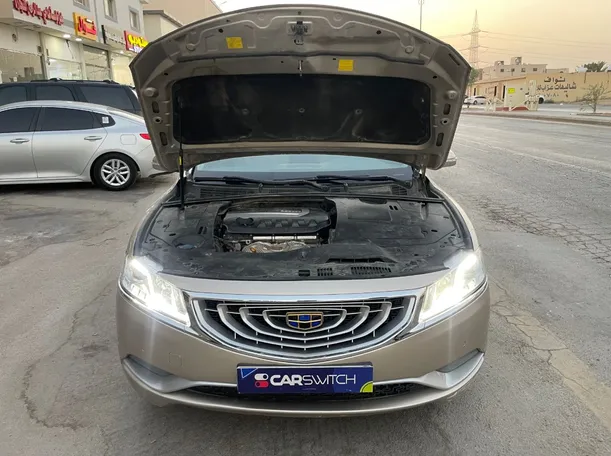 Car image 23