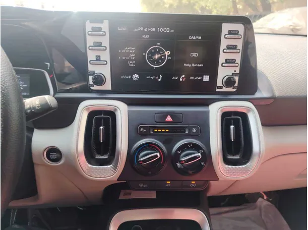 Car image 22