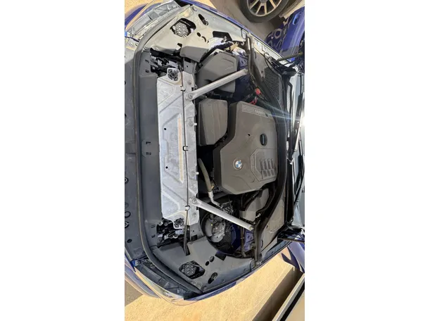 Car image 26