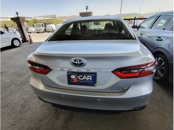 Car image 6