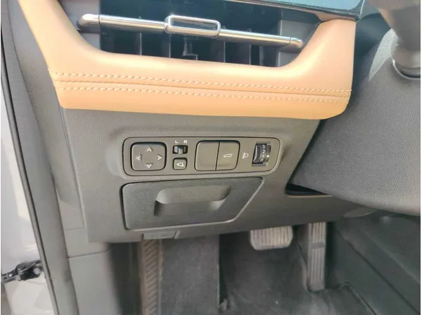 Car image 41