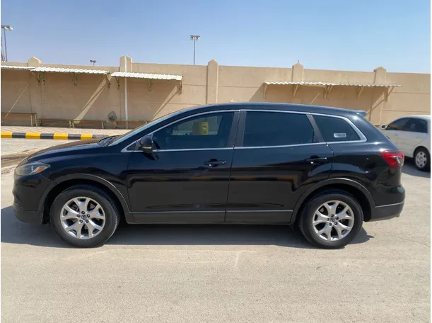 Car image 8