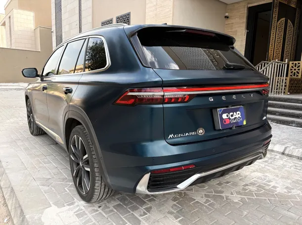 Car image 7