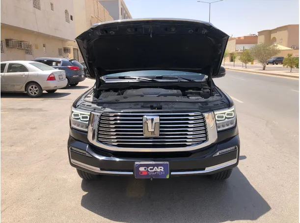 Car image 24