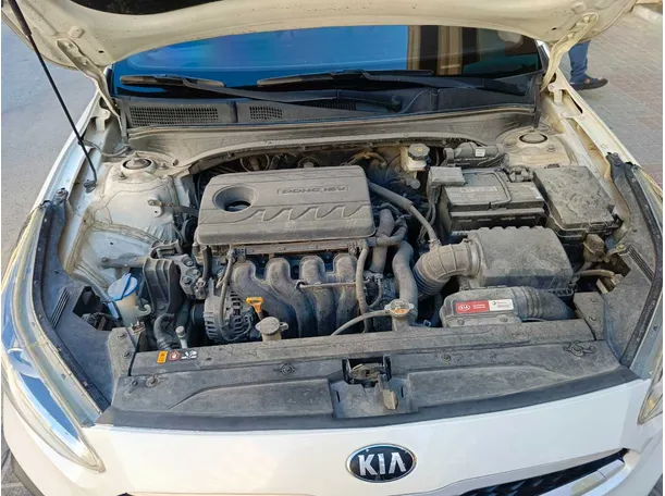 Car image 32