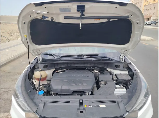 Car image 38