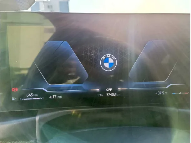 Car image 31