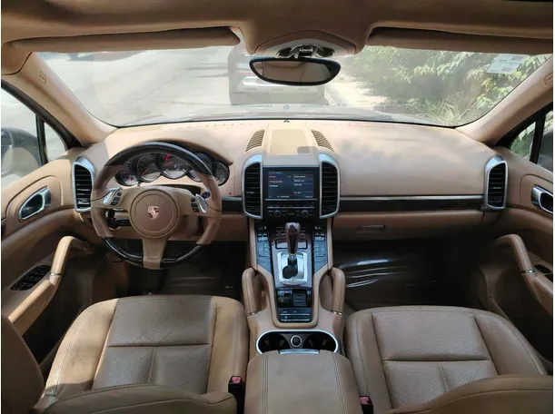 Car image 22