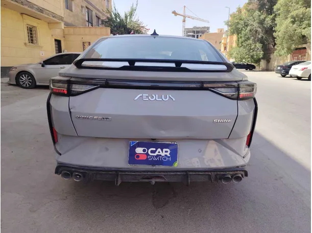 Car image 6