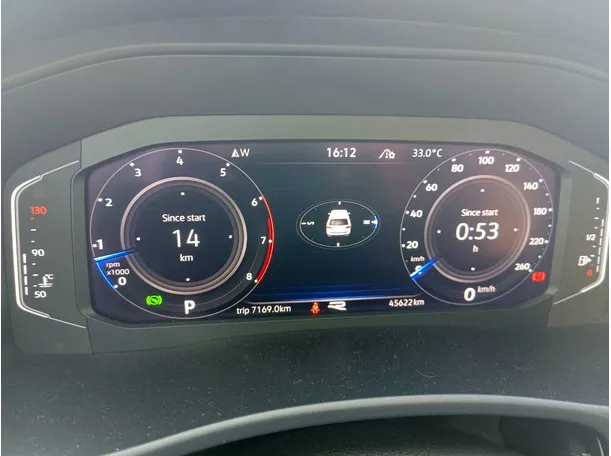 Car image 27