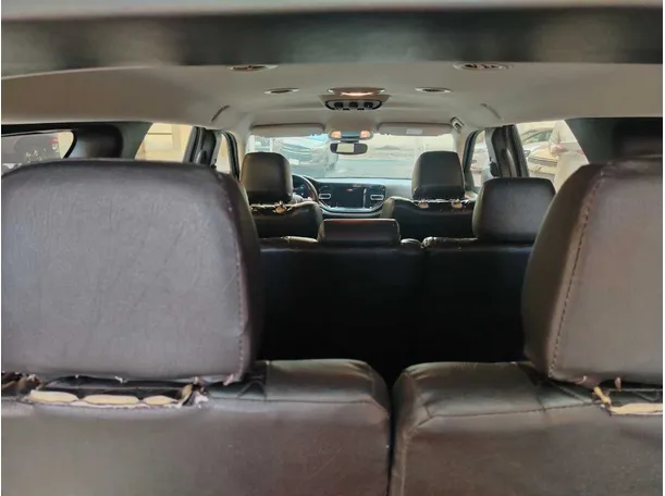 Car image 32