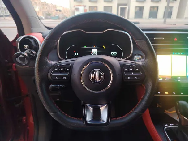 Car image 21