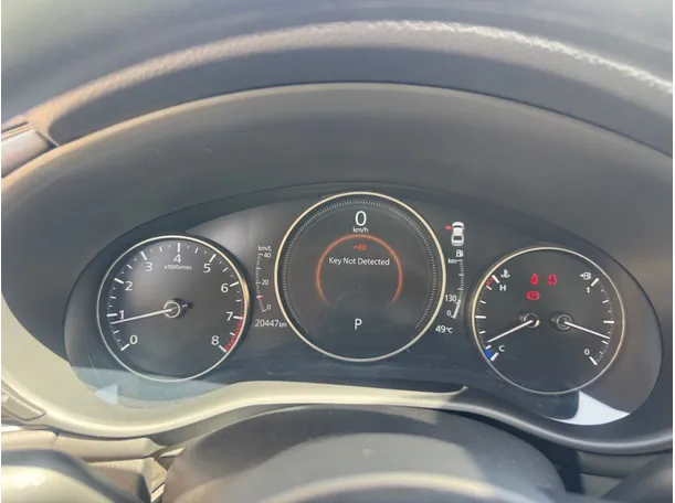 Car image 18