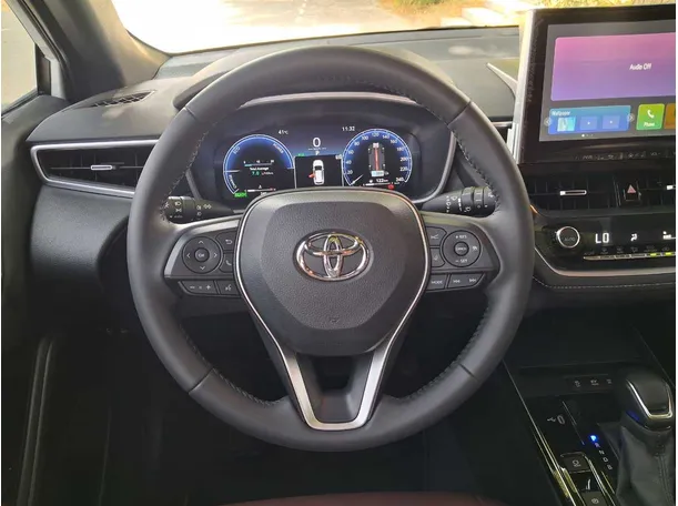 Car image 16
