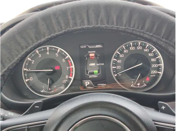 Car image 23