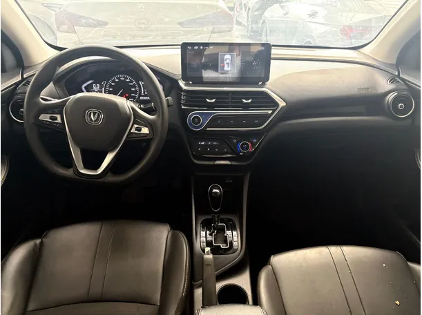Car image 20