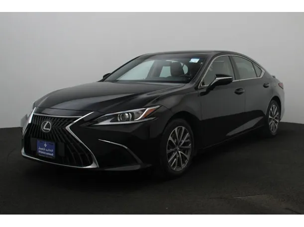 2023 Lexus ES300h in Dubai