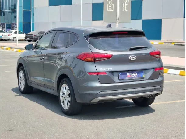 Car image 7