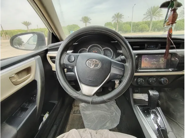 Car image 16