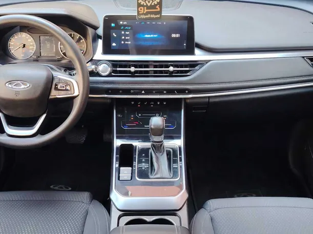 Car image 18