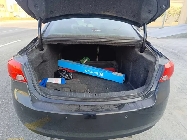 Car image 28