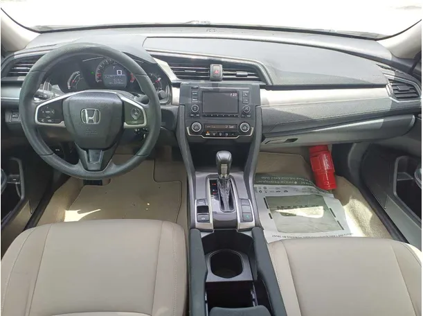 Car image 15