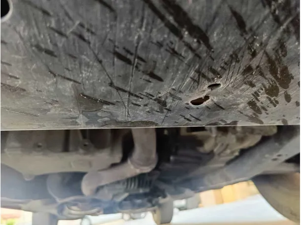 Car image 35