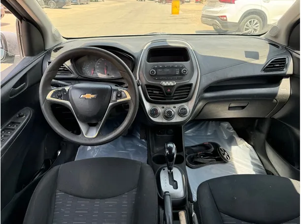 Car image 15