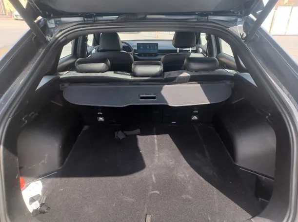 Car image 21