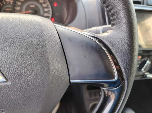 Car image 40