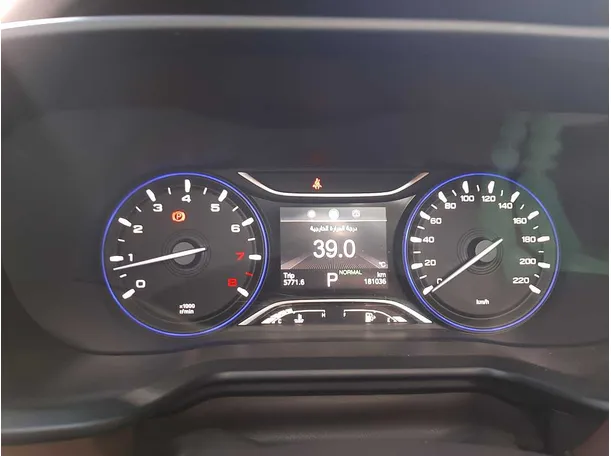 Car image 18