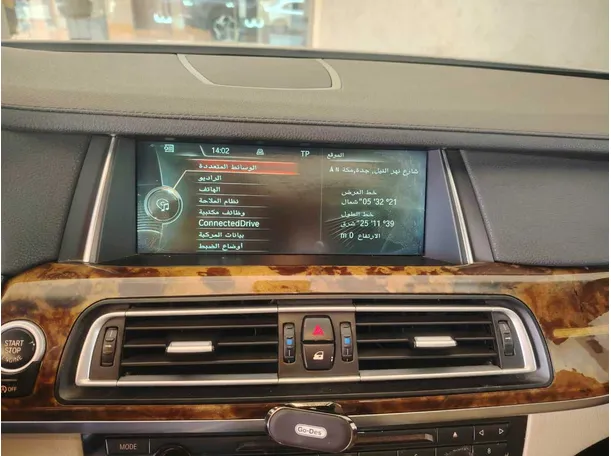 Car image 27