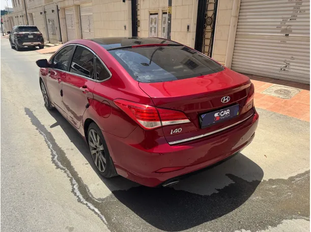Car image 7