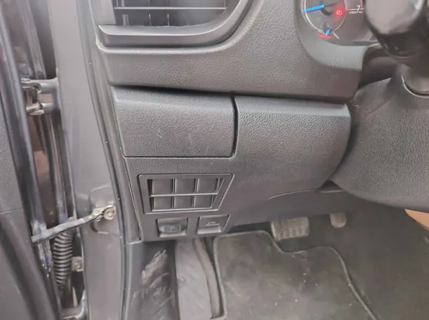 Car image 41