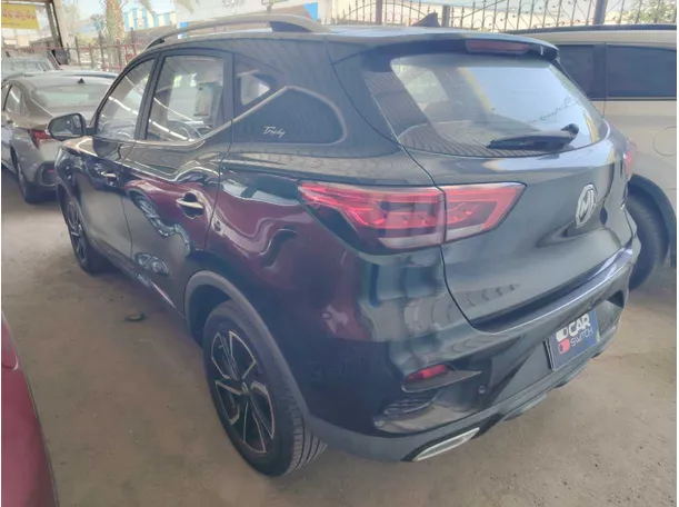 Car image 7