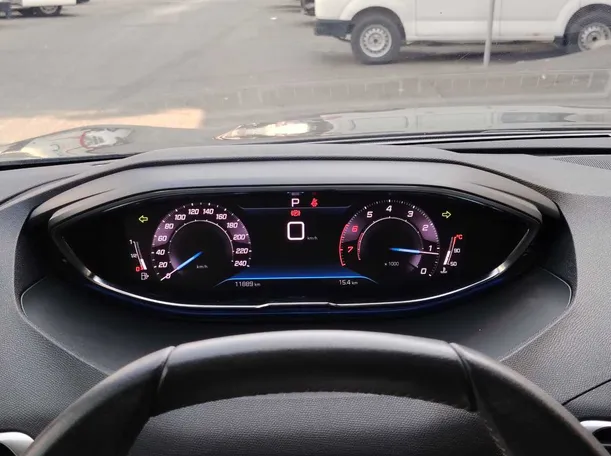 Car image 24