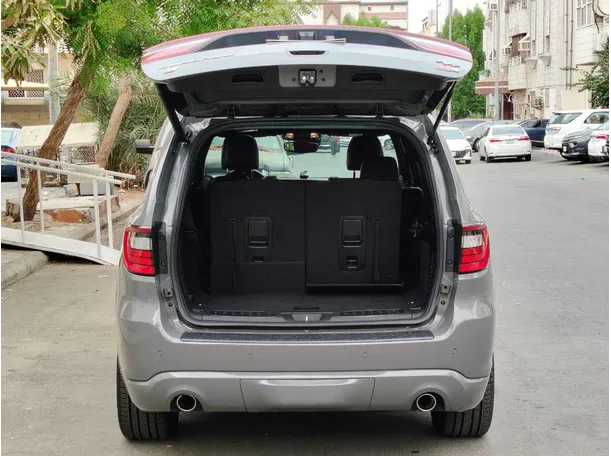 Car image 27
