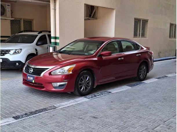 2015 Nissan Altima in Sharjah