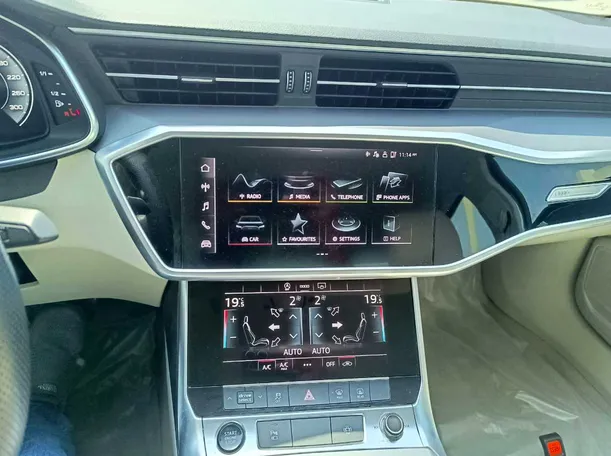 Car image 22