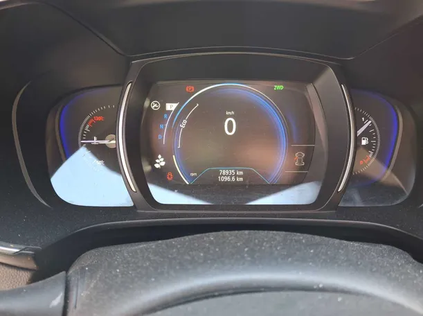 Car image 18