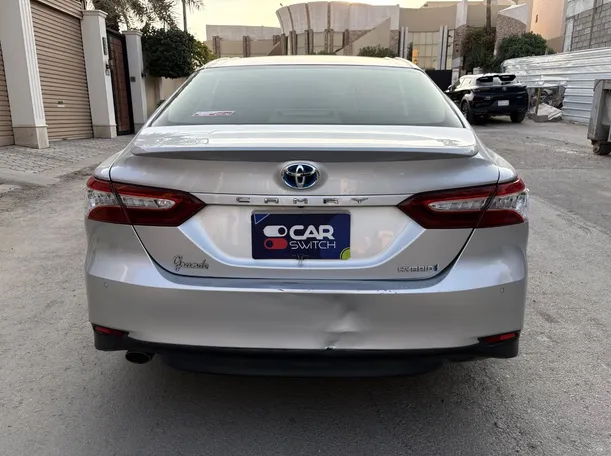 Car image 6