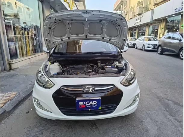 Car image 33
