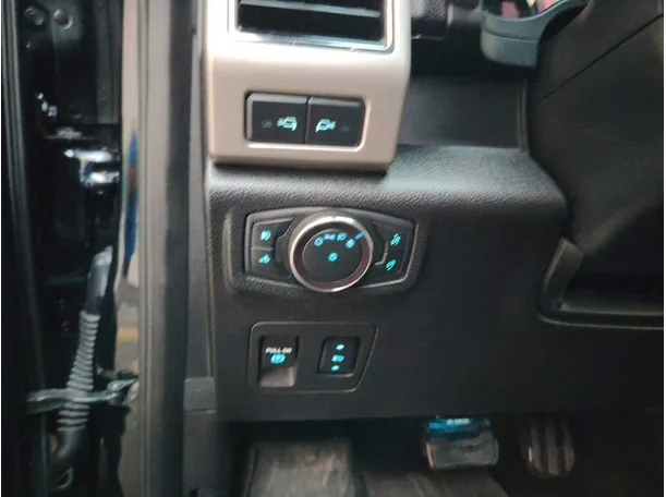 Car image 42
