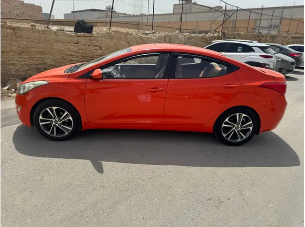 Car image 8