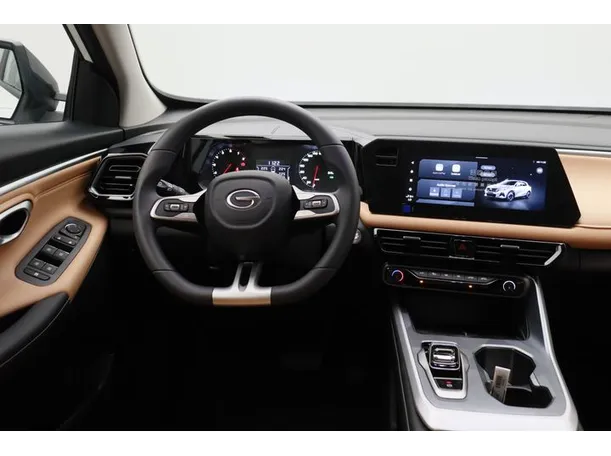 Car image 15