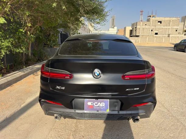 Car image 6