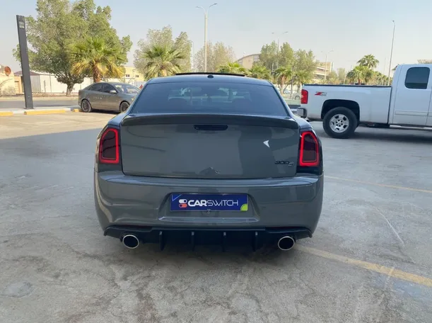 Car image 6