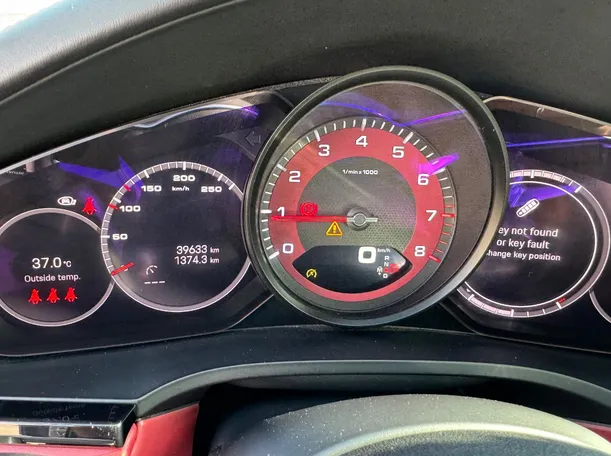 Car image 21
