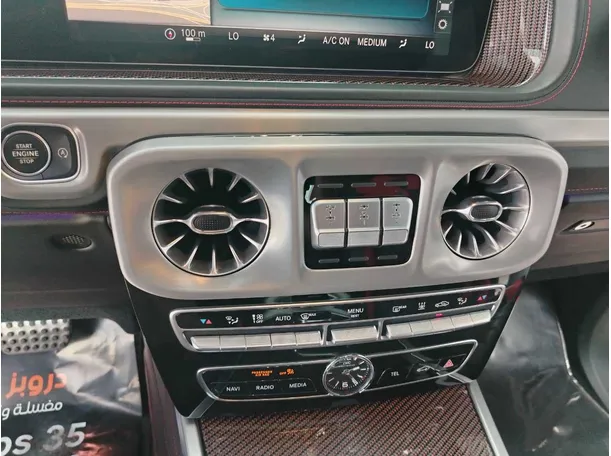 Car image 35